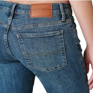 Lucky Brand Women's Mid Rise Easy Rider Bootcut Jean Ocean Road